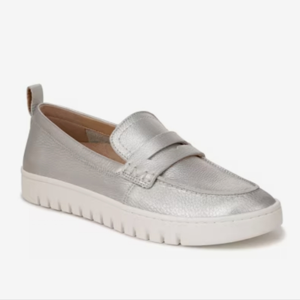 Vionic Uptown Penny Loafer